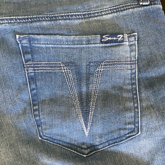 Seven7 Jean short - Picture 3 of 4